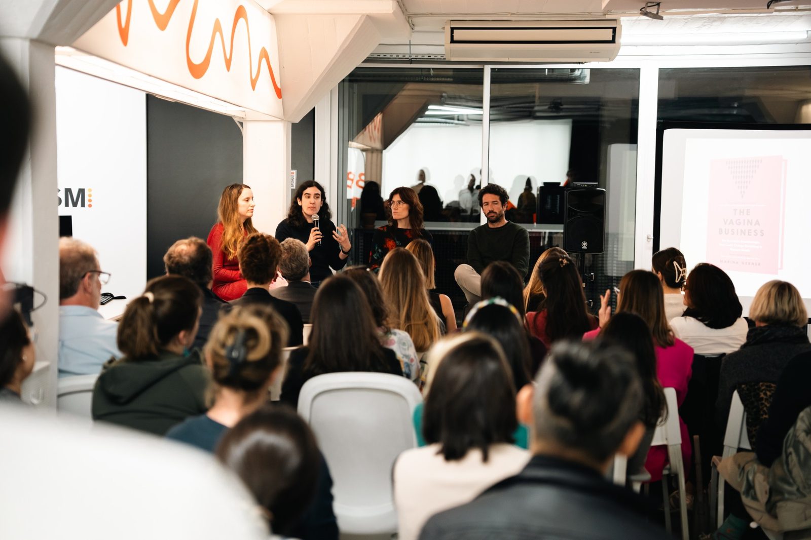 Inês Santos Silva speaking at The Vagina Business book presentation